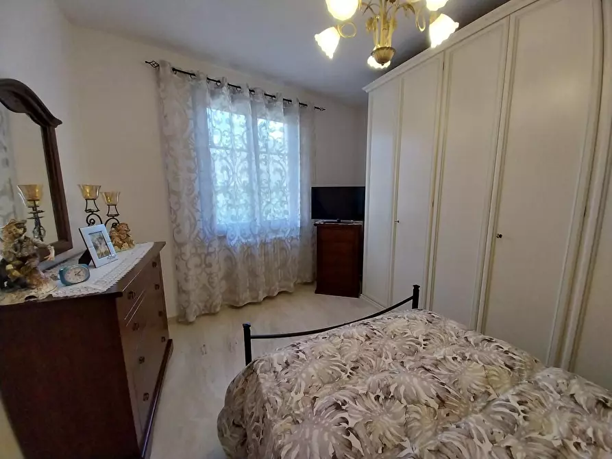 Immagine 11 di Appartamento in vendita  a Calci