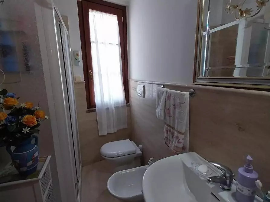 Immagine 8 di Appartamento in vendita  a Calci