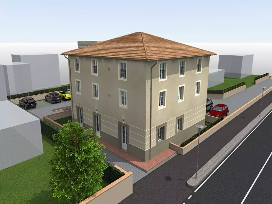 Immagine 3 di Appartamento in vendita  a Lucca