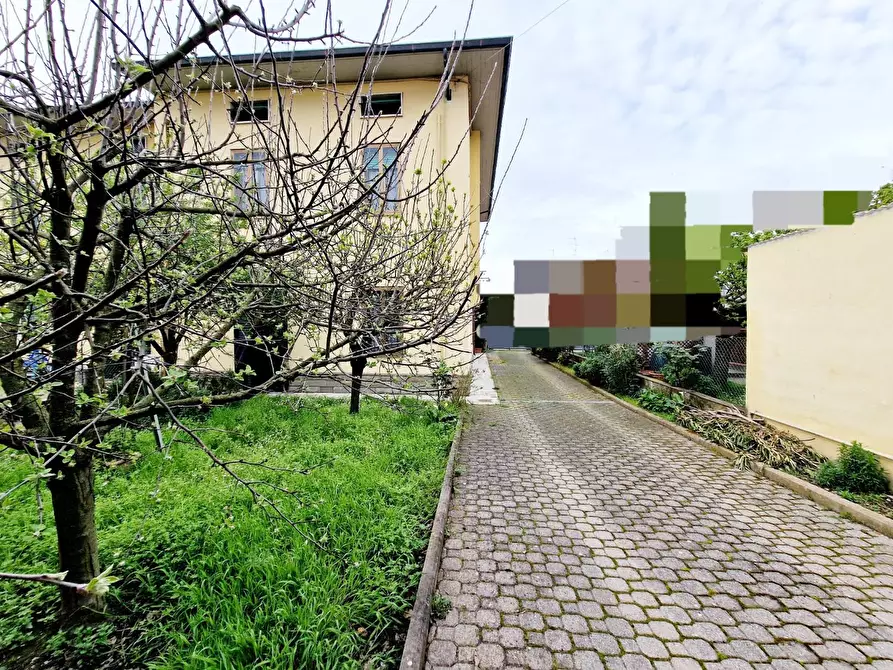 Immagine 1 di Terratetto in vendita  a Prato