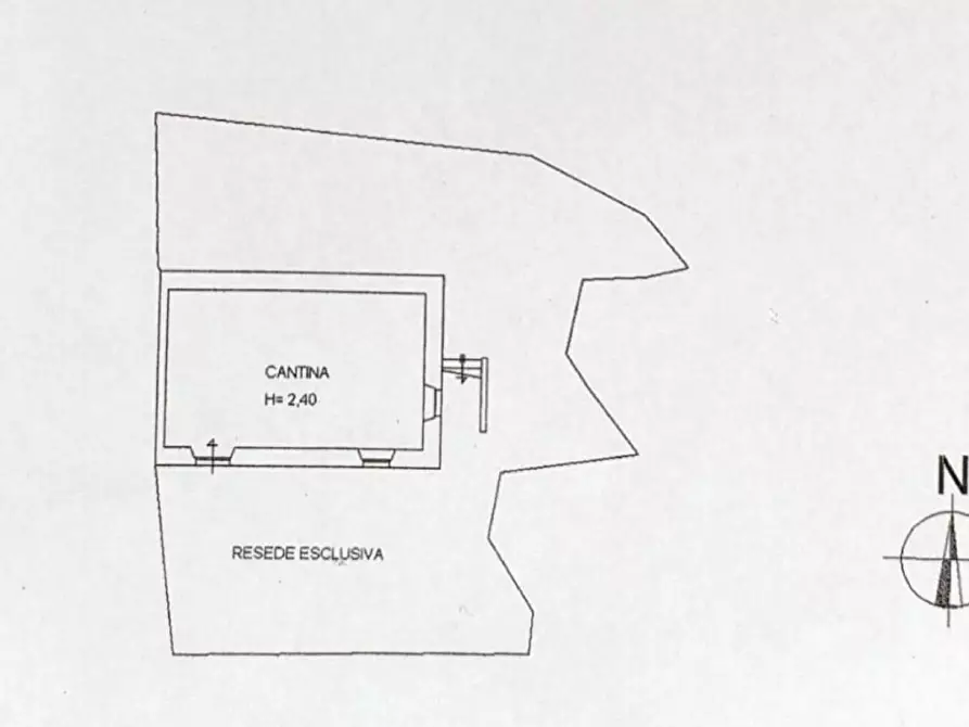 Immagine 50 di Porzione di casa in vendita  a Stazzema