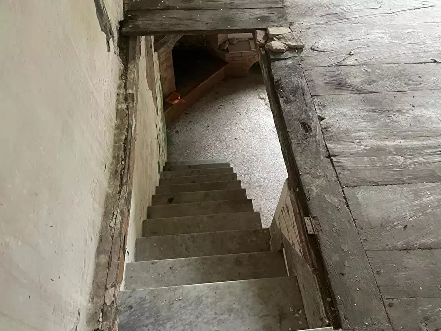 Immagine 42 di Porzione di casa in vendita  a Stazzema