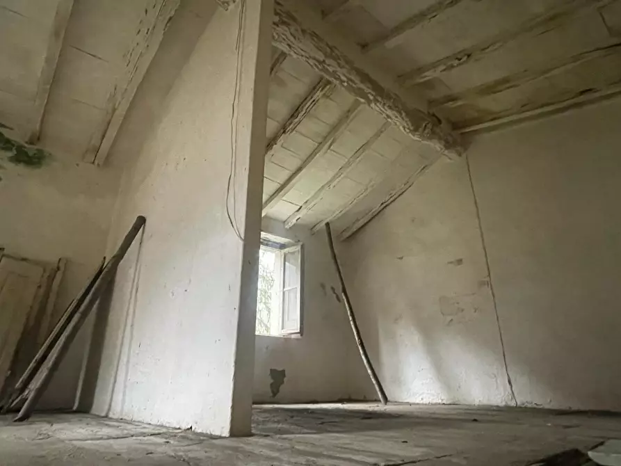 Immagine 33 di Porzione di casa in vendita  a Stazzema