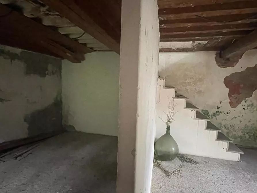 Immagine 24 di Porzione di casa in vendita  a Stazzema
