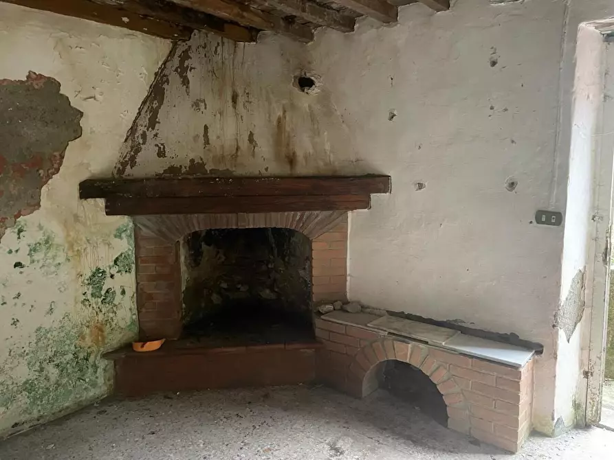 Immagine 29 di Porzione di casa in vendita  a Stazzema