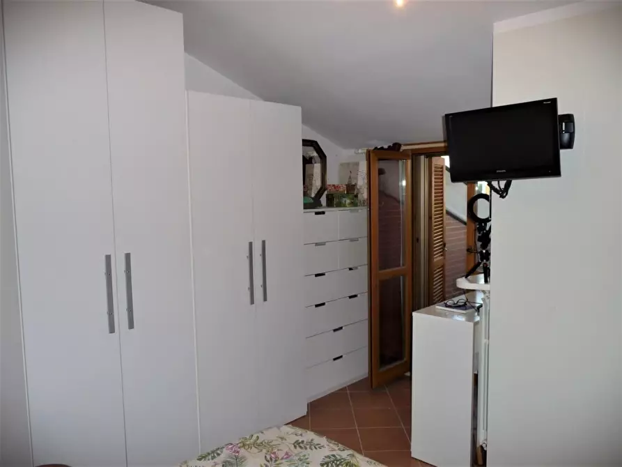 Immagine 11 di Appartamento in vendita  a Monteriggioni