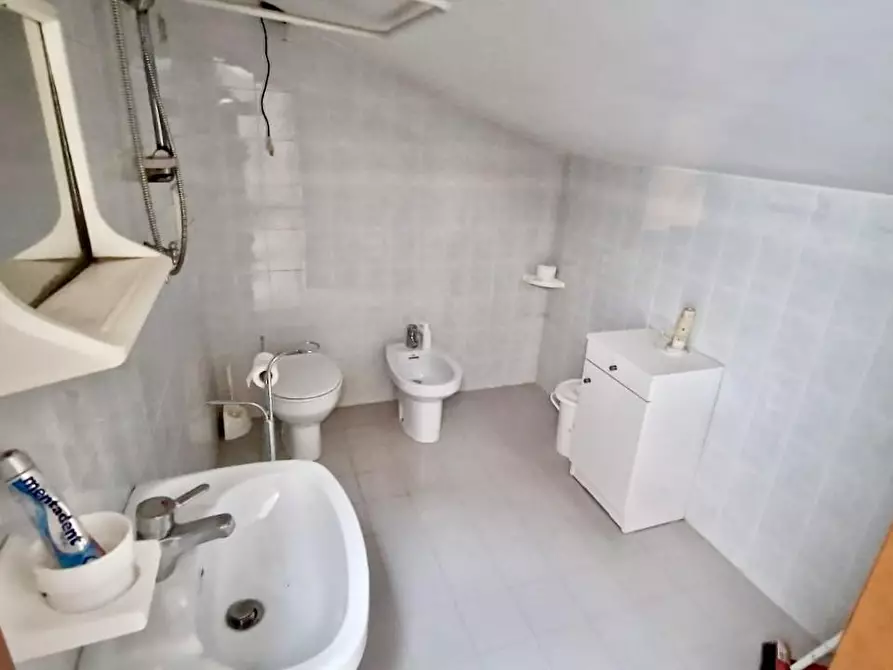 Immagine 25 di Villetta a schiera in vendita  a Calci