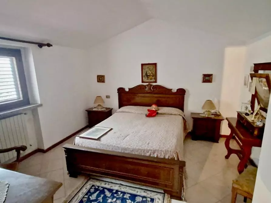 Immagine 23 di Villetta a schiera in vendita  a Calci