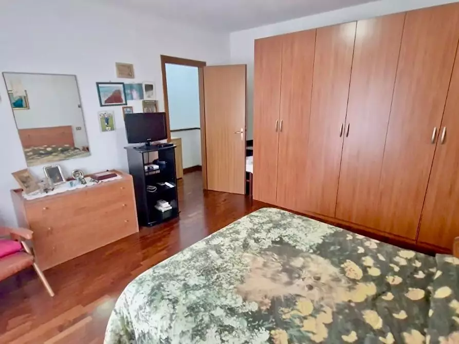 Immagine 12 di Villetta a schiera in vendita  a Calci