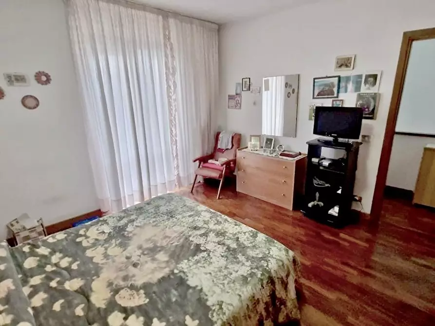 Immagine 14 di Villetta a schiera in vendita  a Calci