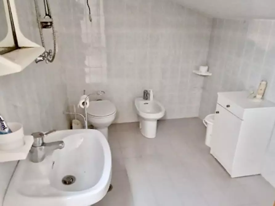 Immagine 26 di Villetta a schiera in vendita  a Calci