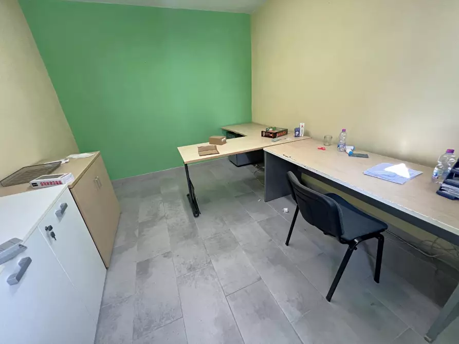 Immagine 4 di Attività artigianale in vendita  a Vicopisano