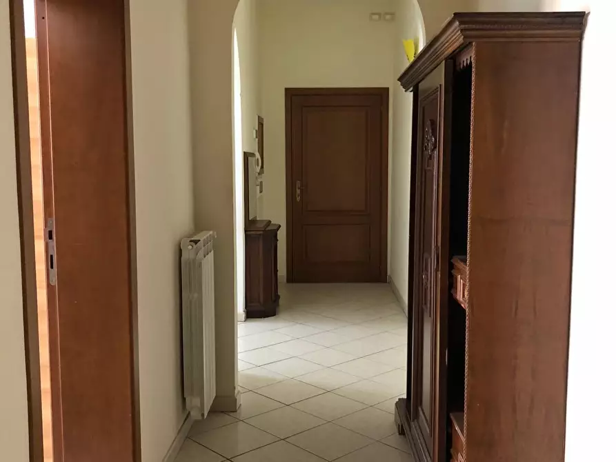 Immagine 4 di Appartamento in vendita  a Poggibonsi