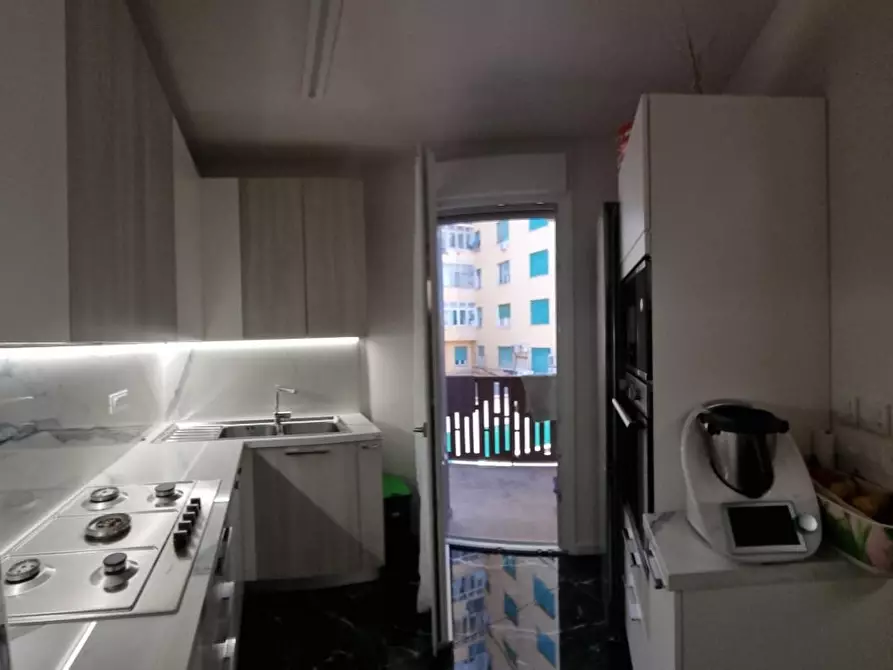 Immagine 17 di Appartamento in vendita  a Livorno