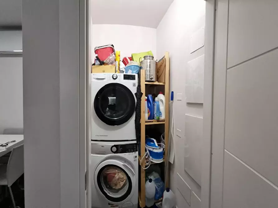 Immagine 15 di Appartamento in vendita  a Livorno