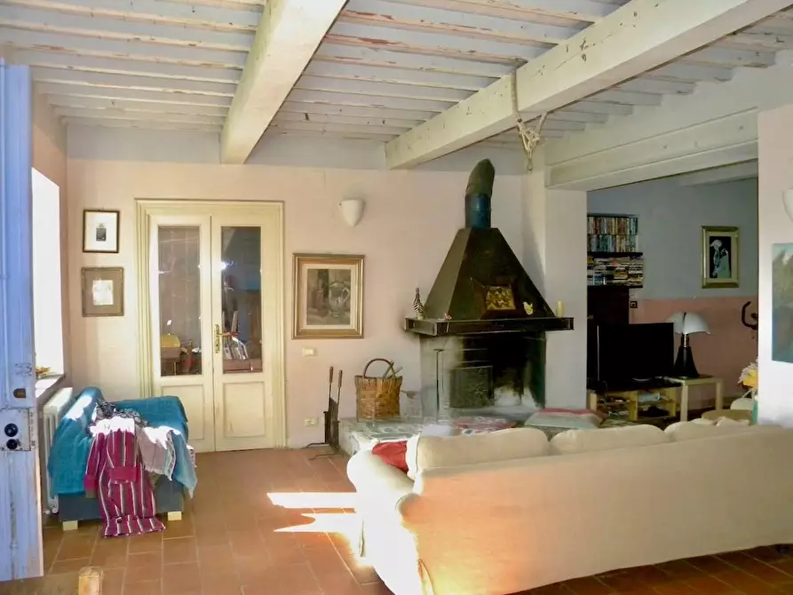 Immagine 31 di Rustico / casale in vendita  a San Giuliano Terme