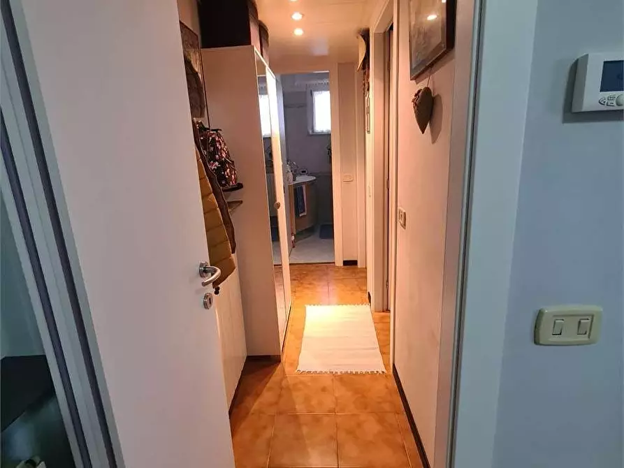 Immagine 19 di Appartamento in vendita  a Ortonovo