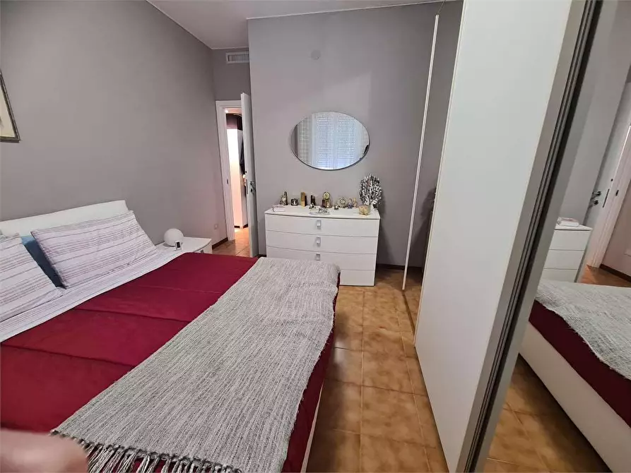 Immagine 7 di Appartamento in vendita  a Ortonovo