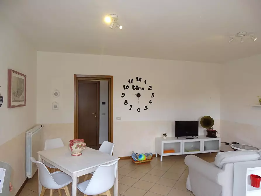 Immagine 4 di Appartamento in vendita  a Pescia