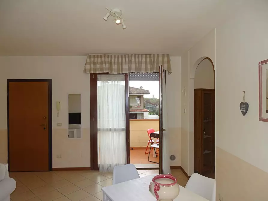 Immagine 5 di Appartamento in vendita  a Pescia