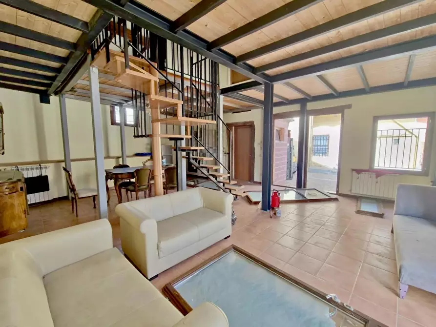 Immagine 6 di Loft/Open space in vendita  a Pisa