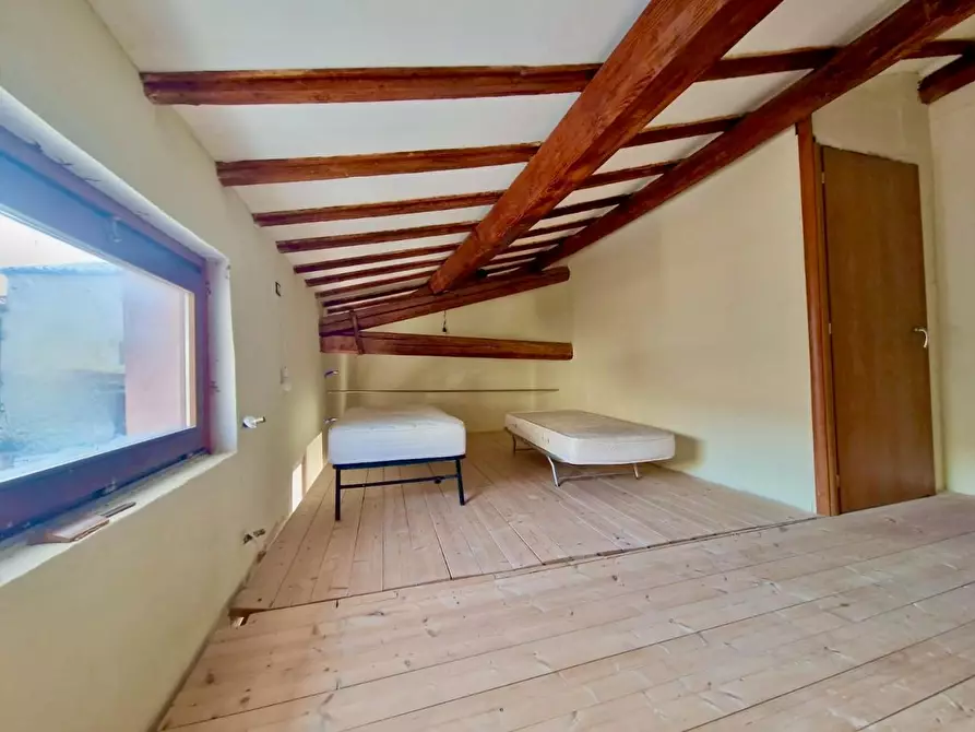 Immagine 13 di Loft/Open space in vendita  a Pisa