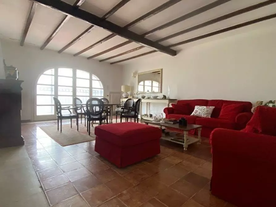 Immagine 18 di Casa semindipendente in vendita  a Massa