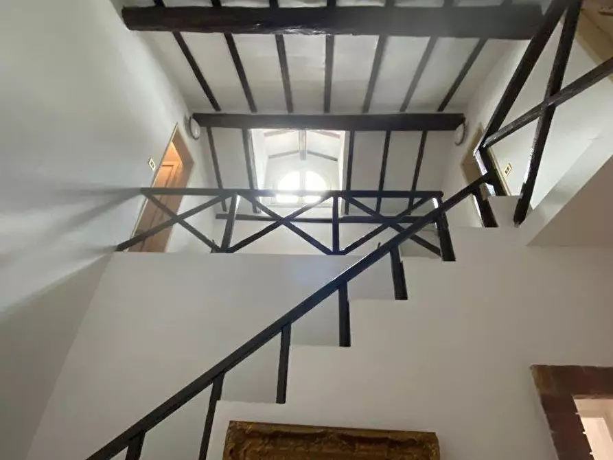 Immagine 17 di Casa semindipendente in vendita  a Massa