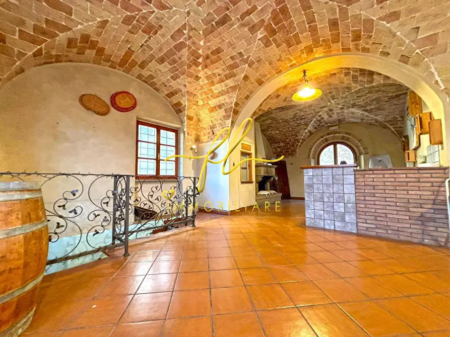 Immagine 7 di Locale commerciale in vendita  a Bibbona