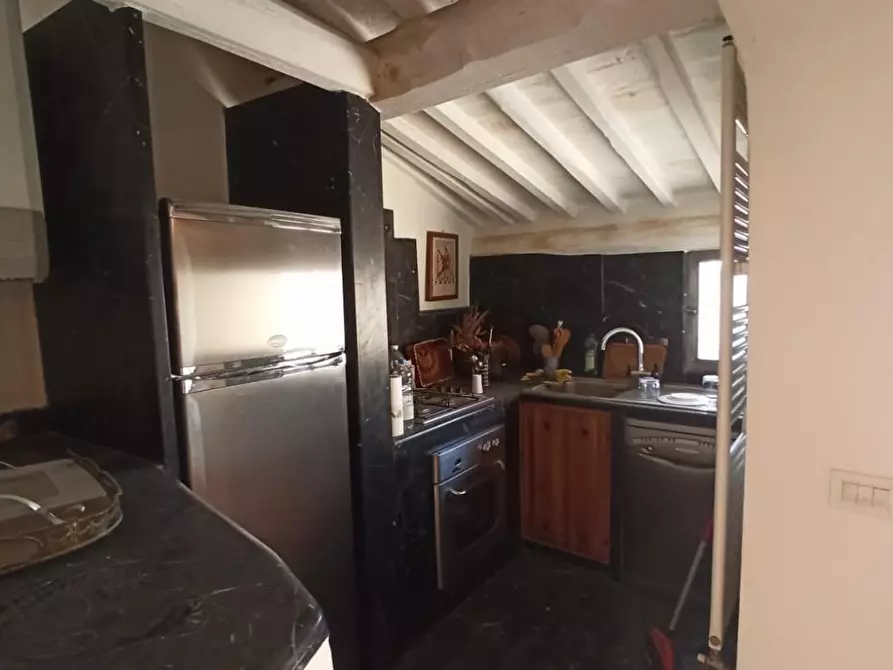 Immagine 19 di Appartamento in vendita  a Siena