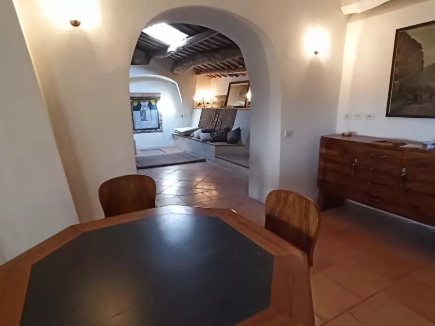 Immagine 18 di Appartamento in vendita  a Siena