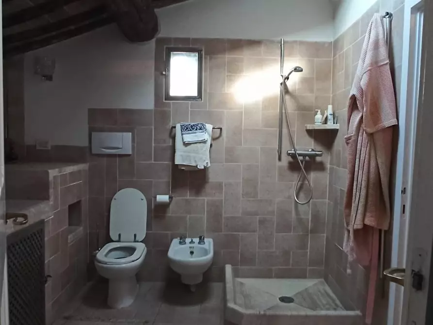 Immagine 28 di Appartamento in vendita  a Siena