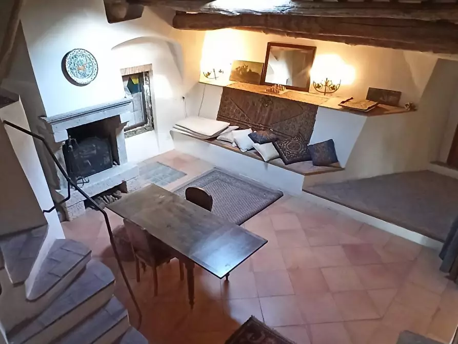 Immagine 44 di Appartamento in vendita  a Siena