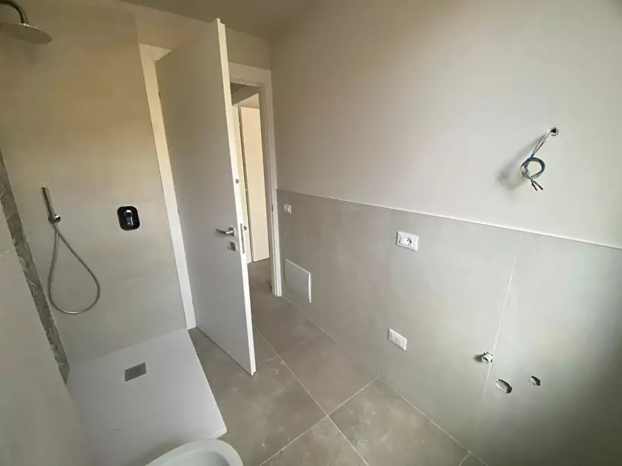 Immagine 12 di Appartamento in vendita  a Capannori