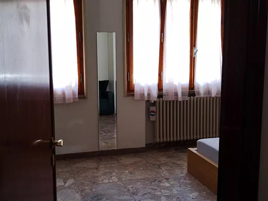 Immagine 2 di Casa bifamiliare in vendita  a Empoli