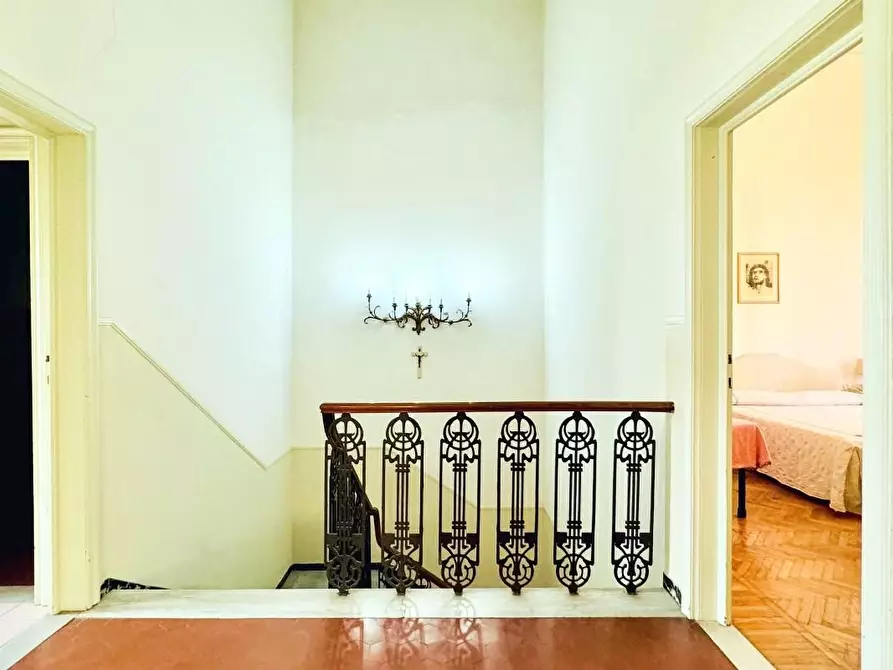 Immagine 32 di Casa indipendente in vendita  a Viareggio