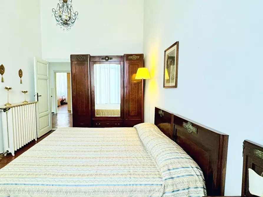 Immagine 25 di Casa indipendente in vendita  a Viareggio