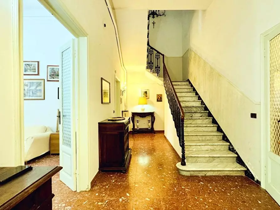 Immagine 7 di Casa indipendente in vendita  a Viareggio