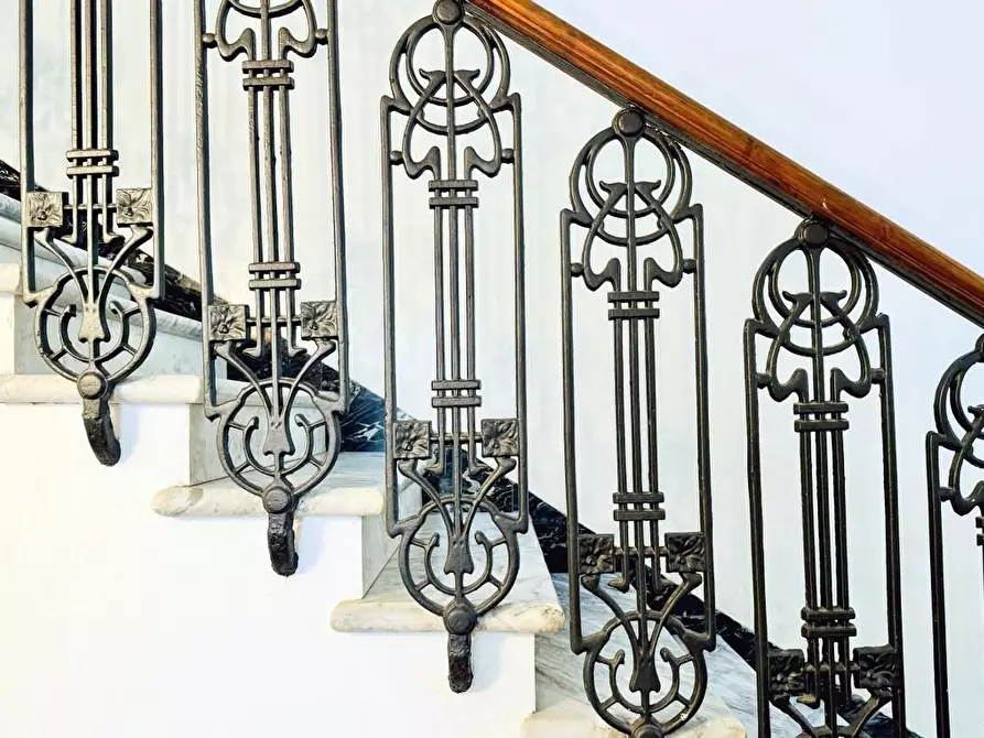 Immagine 14 di Casa indipendente in vendita  a Viareggio