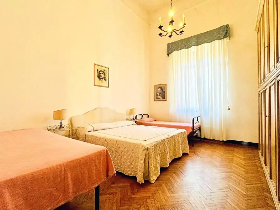 Immagine 33 di Casa indipendente in vendita  a Viareggio