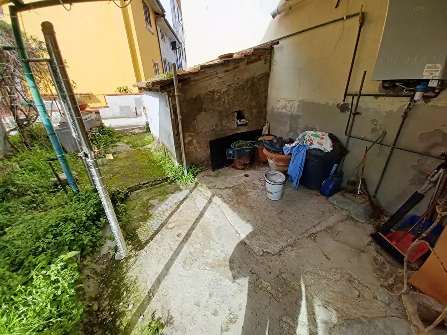 Immagine 18 di Terratetto in vendita  a Capraia E Limite