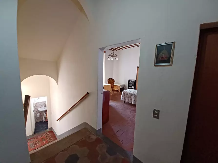 Immagine 8 di Terratetto in vendita  a Capraia E Limite