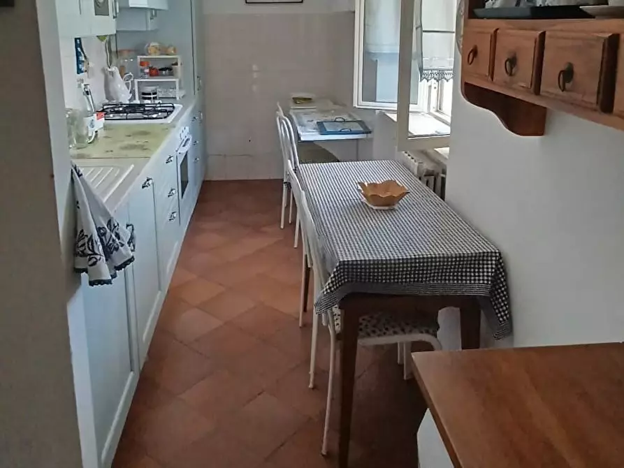 Immagine 9 di Casa semindipendente in vendita  a Livorno