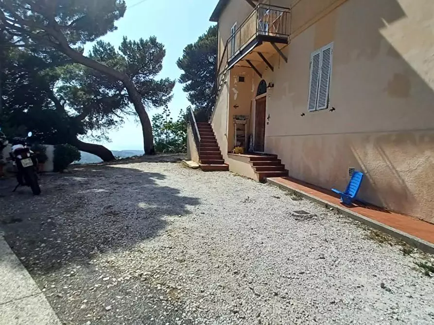 Immagine 57 di Casa semindipendente in vendita  a Livorno