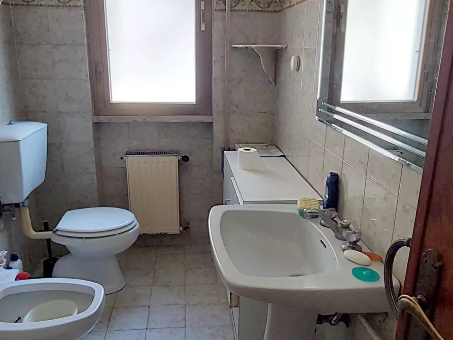 Immagine 32 di Appartamento in affitto  a Viareggio