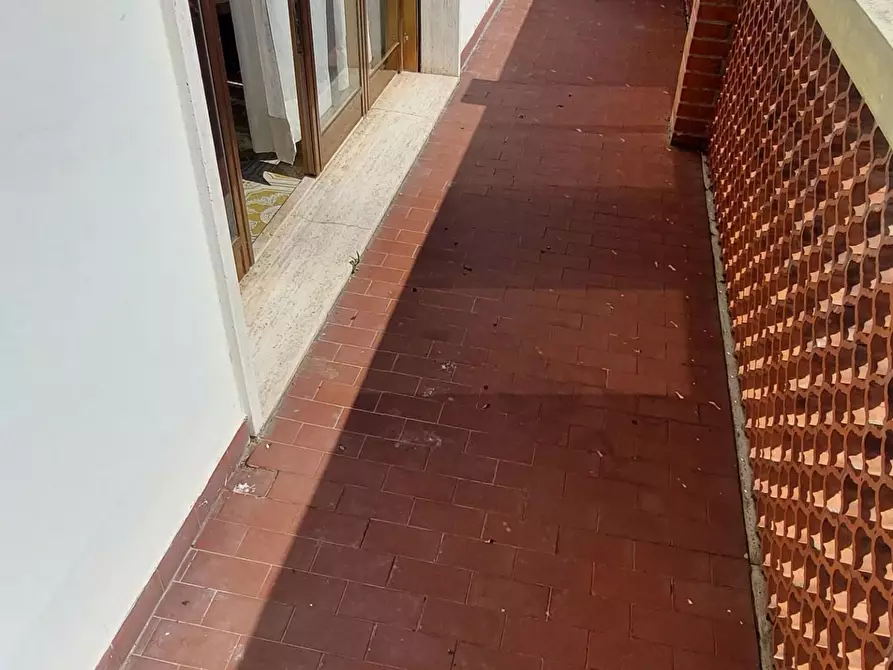Immagine 12 di Appartamento in affitto  a Viareggio