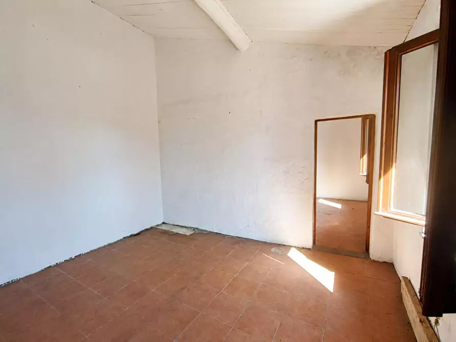 Immagine 4 di Casa indipendente in vendita  a Crespina Lorenzana