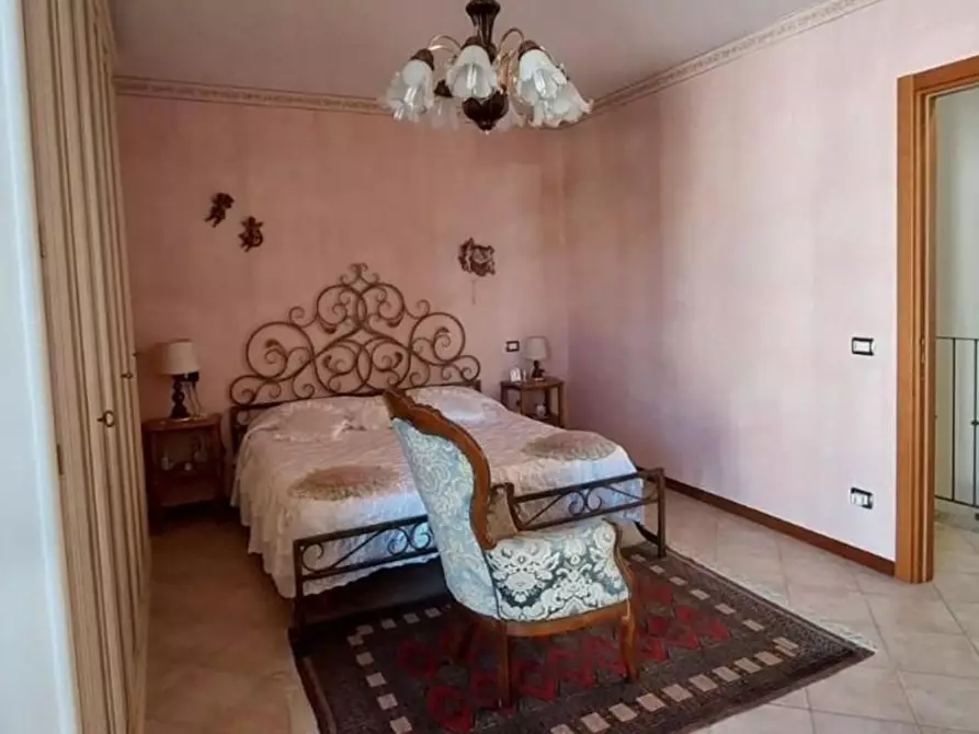 Immagine 8 di Terratetto in vendita  a Capraia E Limite