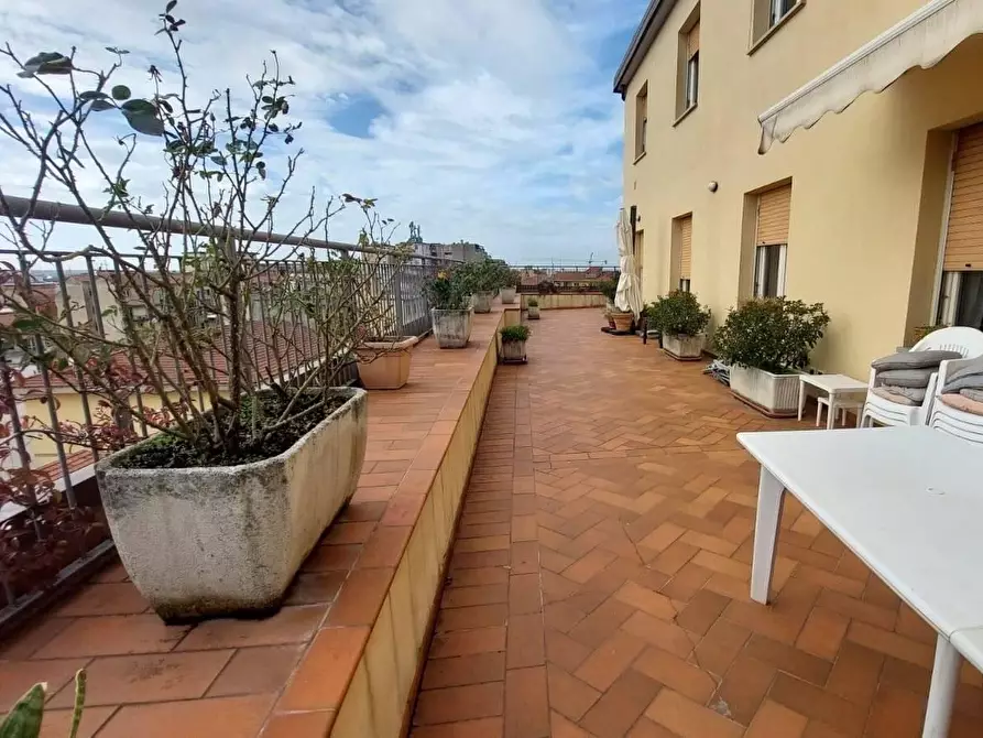 Immagine 37 di Mansarda in vendita  a Pisa