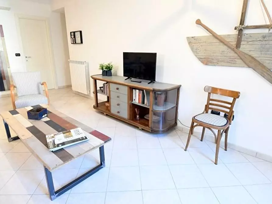 Immagine 10 di Appartamento in affitto  a Pietrasanta